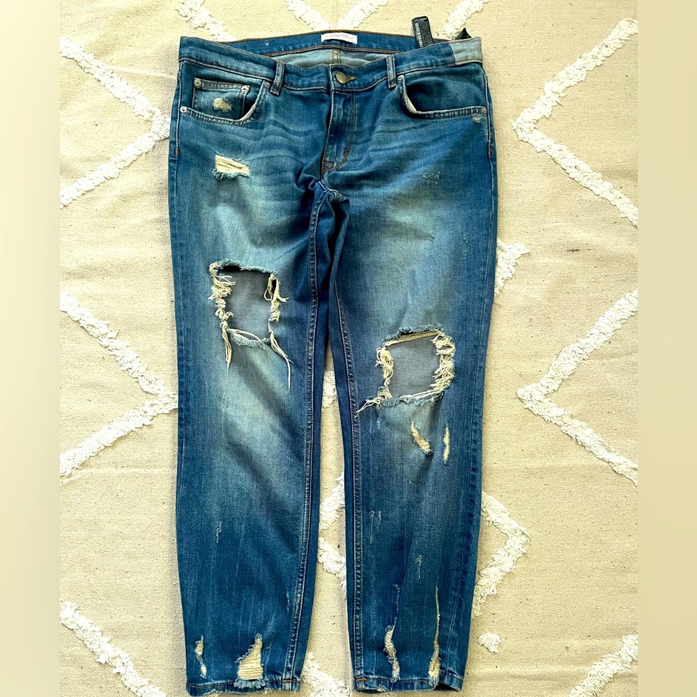 Zara Woman Premium Denim Collection —99%cotton 1% Elastane—26” inseam